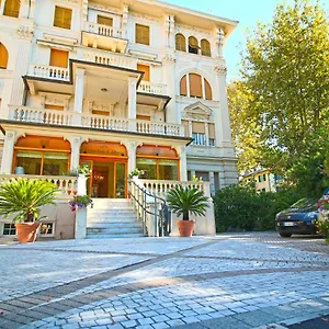 Il Giardino Di Albaro *** Genoa